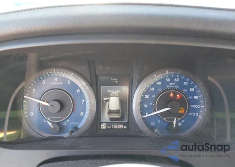 2015 Toyota Sienna Xle 8 Passenger из США, поврежденный, VIN 5TDYK3DC5FS552716